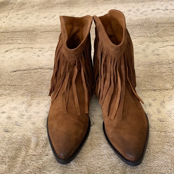 Sundance Fringe Boots. Gorgeous soft, supple Italian Suede Leather with orig box - Picture 3 of 12
